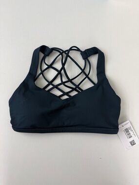 Lululemon Free to Be Bra